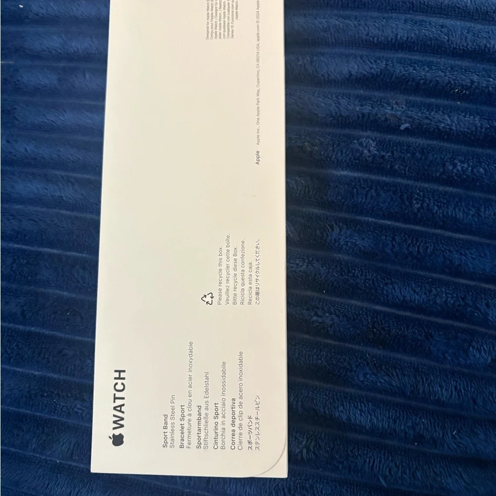 Apple Wristband in Cream